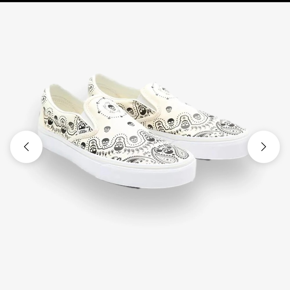Vans Slip on Skull print